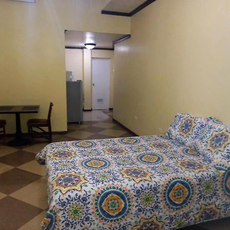 Pista Q Hostel And Apartments Ораниестад Екстериор снимка